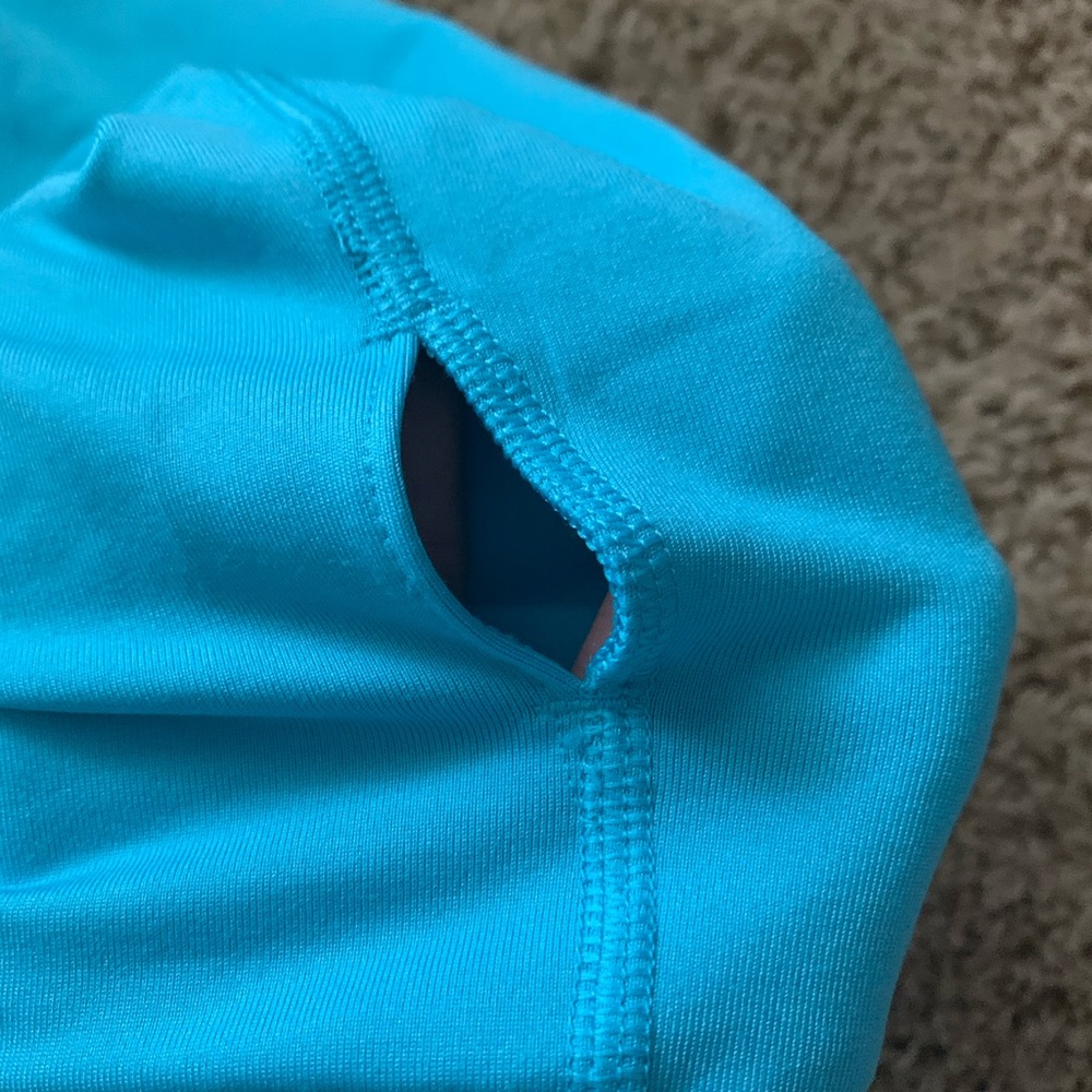 Sweatshirt - Picture 2 of 3